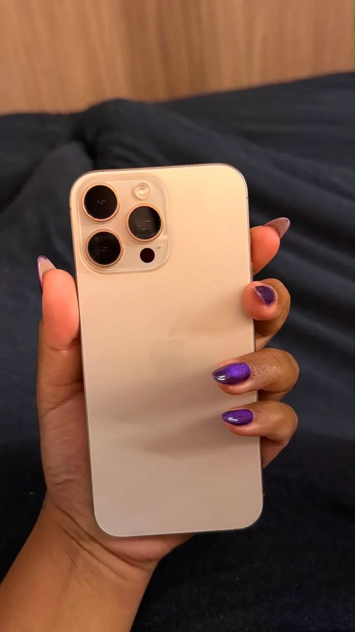 ? iPhone 16 Pro Max 256GB - Impecável