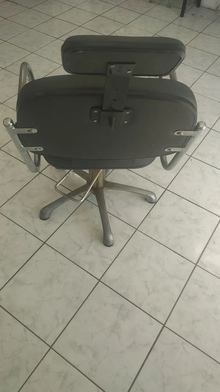 Cadeira de barbeiro/cabeleleiro  - Foto 2