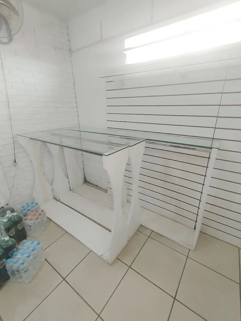 ## Arara prateleira para comércio ##