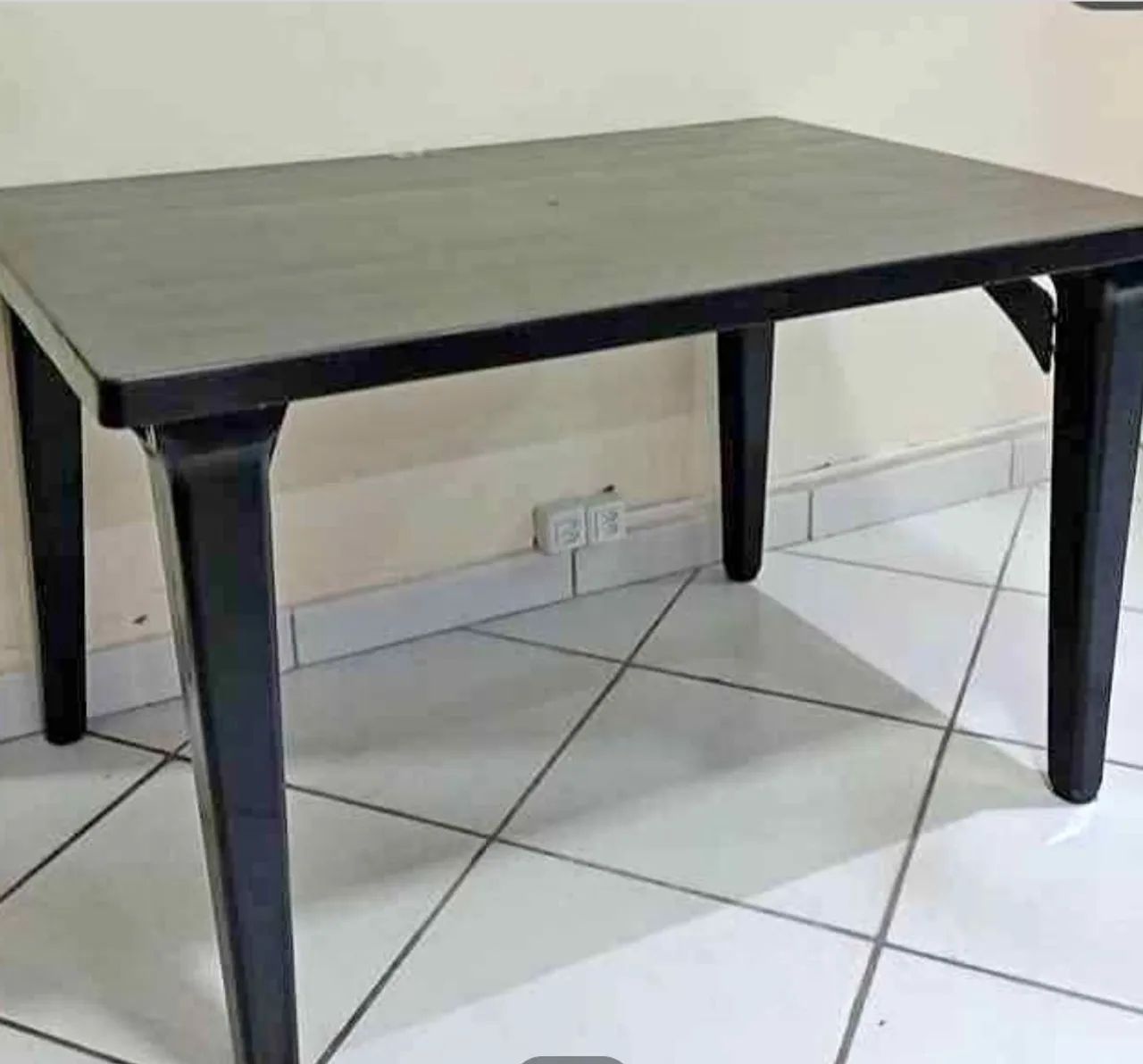 Mesa plastica desmontavel 1.20x80 produto novo de fábrica  - Foto 2