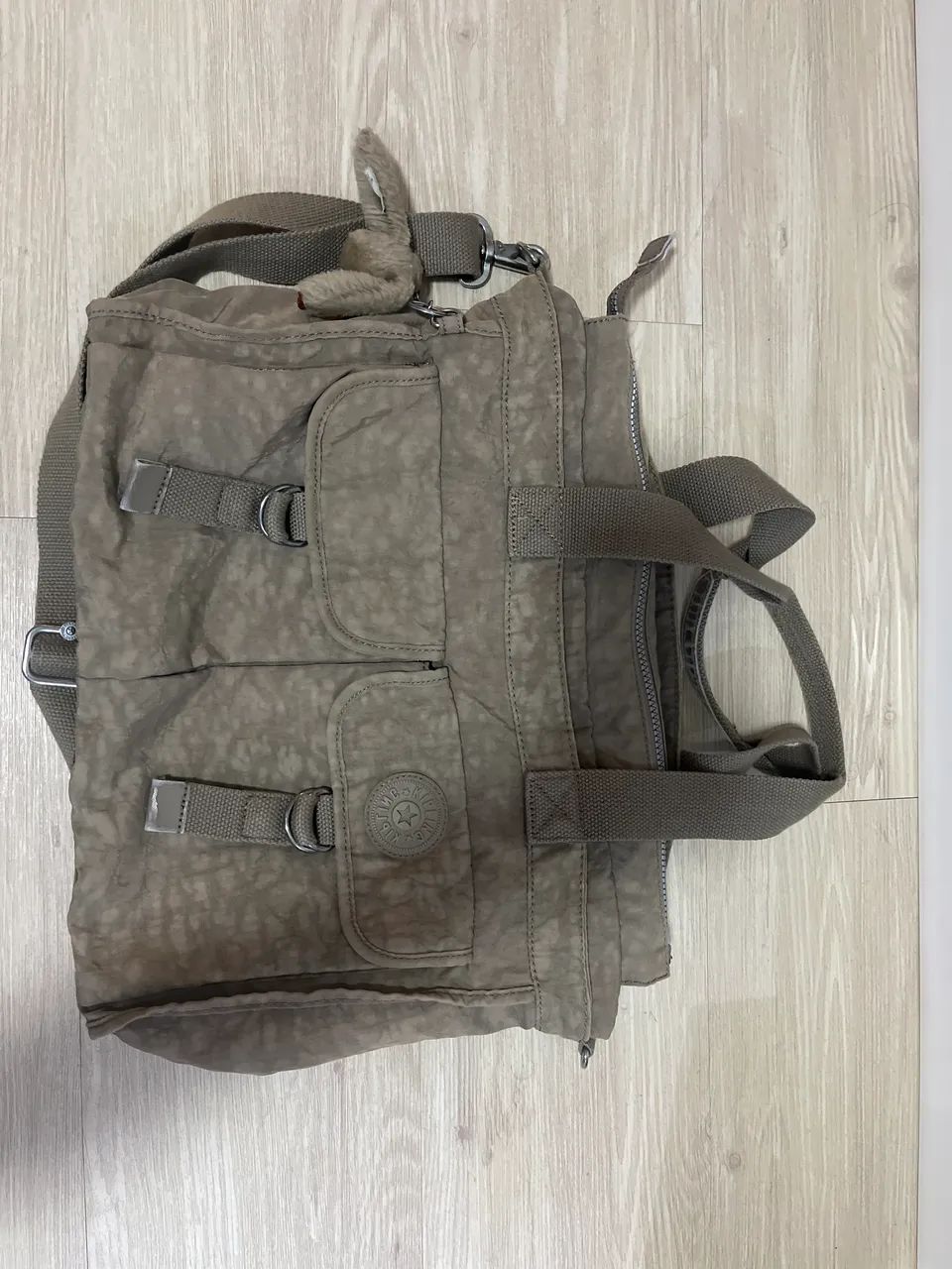 Bolsa de maternidade Kipling Cinza