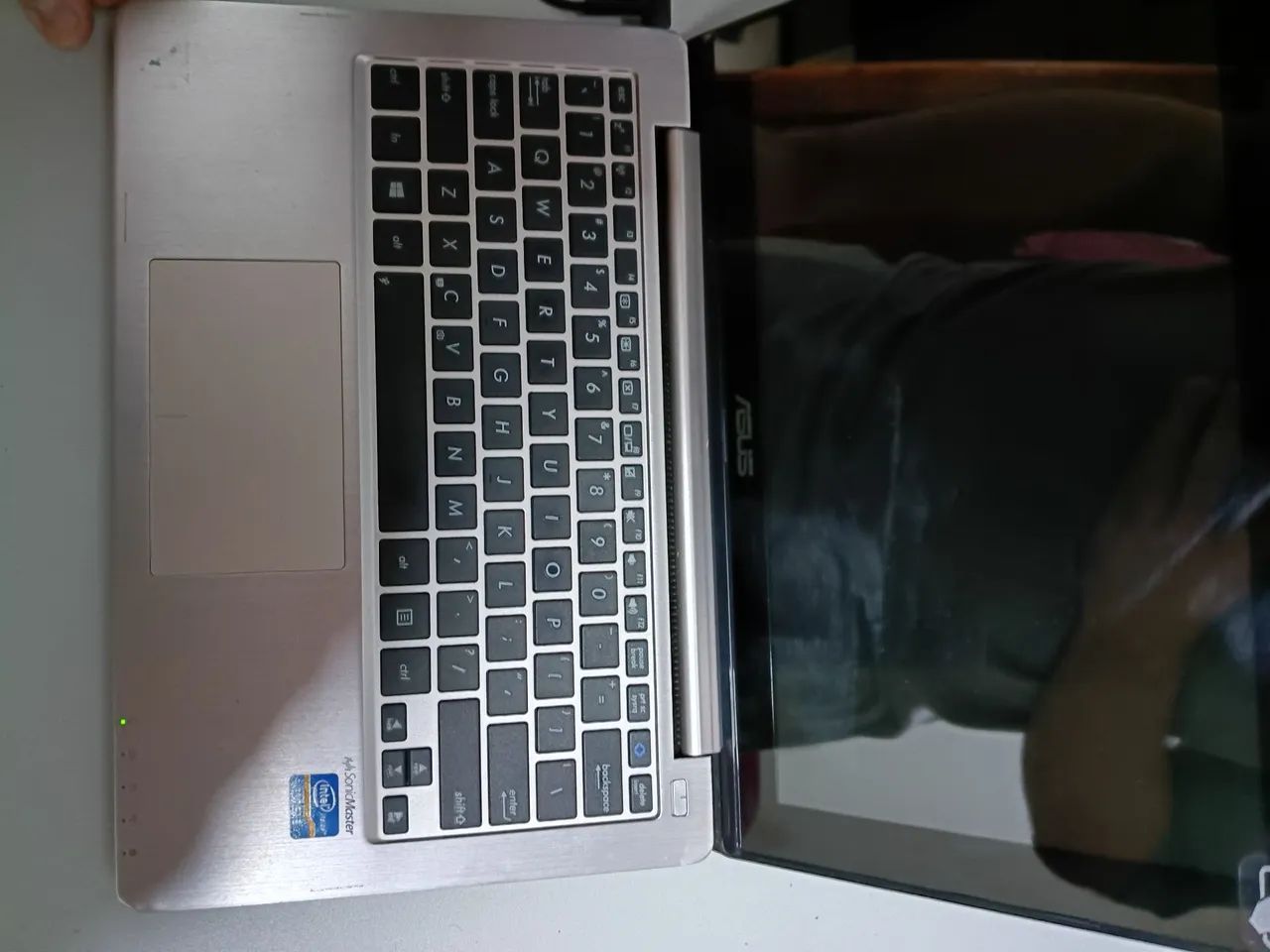 NOTEBOOK ASUS I3 VIVOBOOK COM DEFEITO - NÃO FUNCIONA - Foto 4