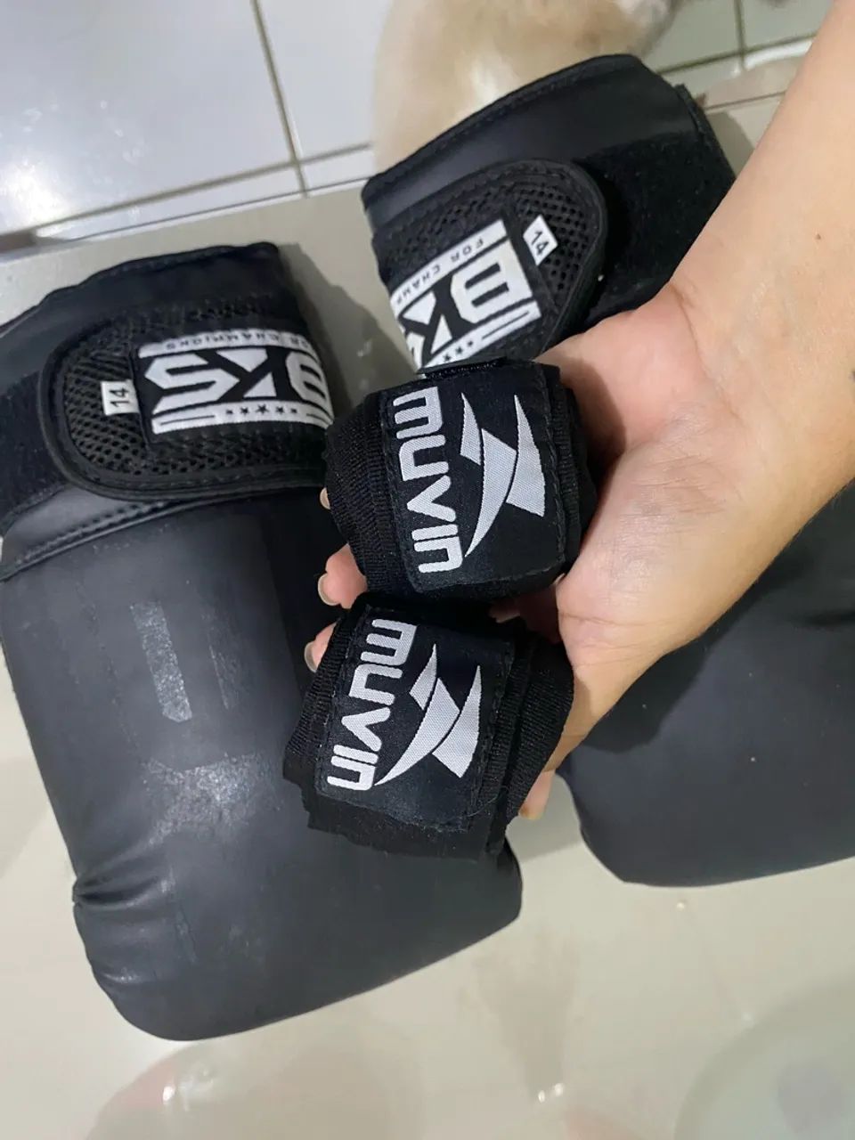 Luva de Boxe Muay Thai Kickboxing BKS Boxing  - Foto 3