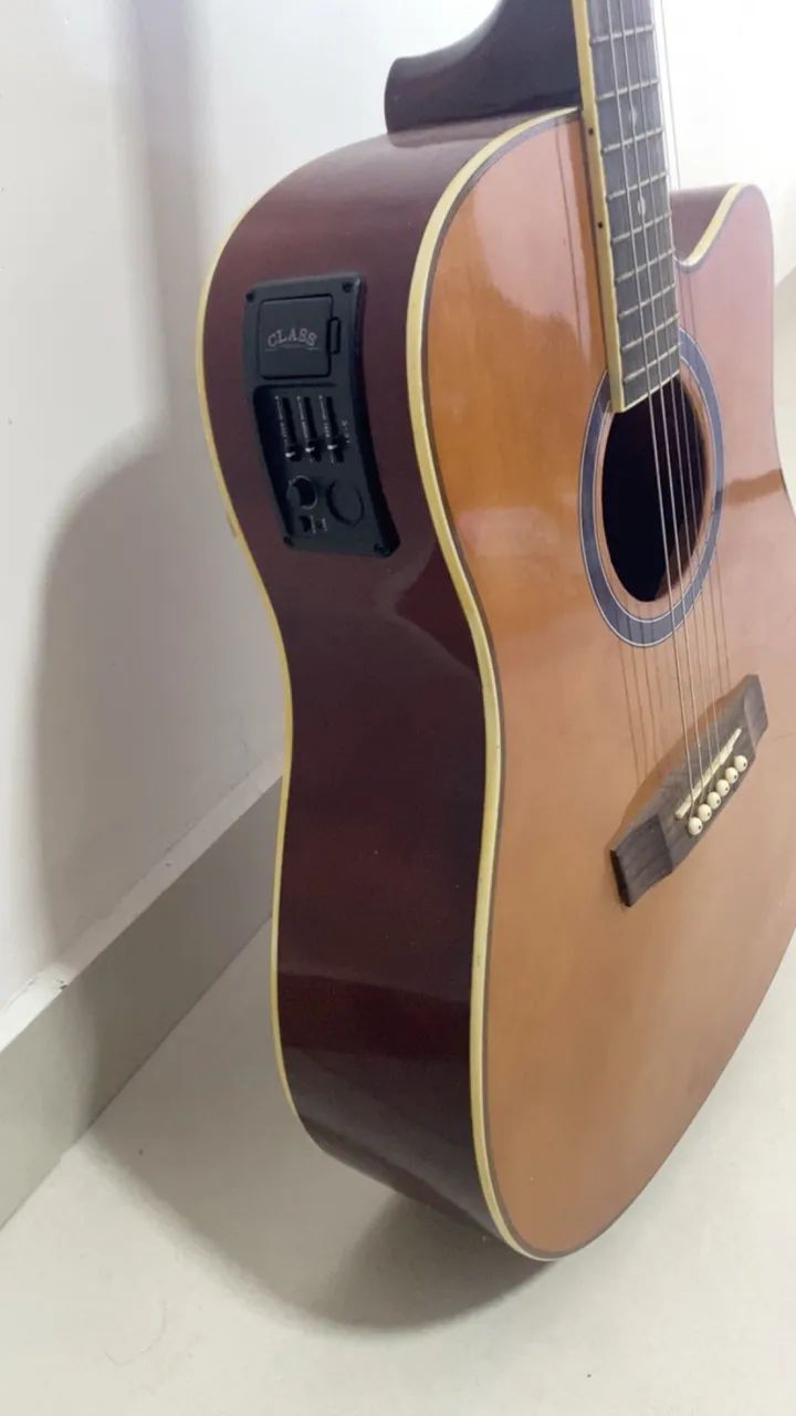 Violão acústico 