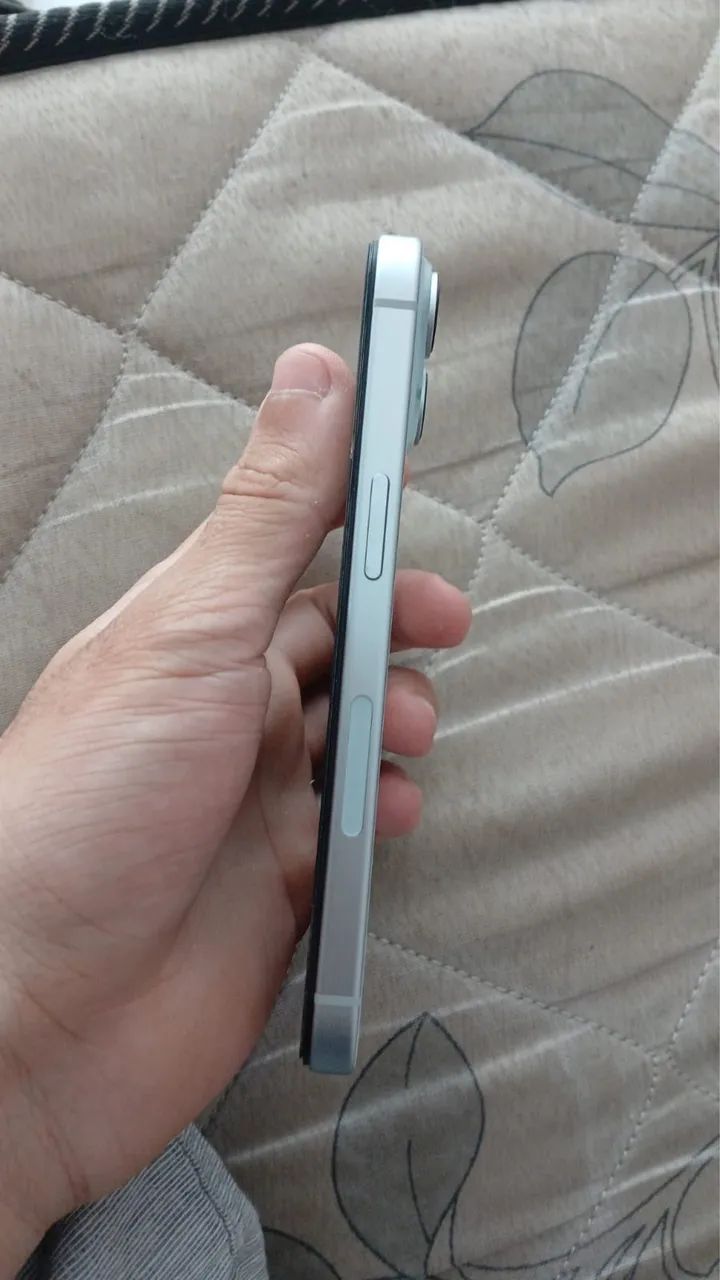 iPhone 15 - Foto 3