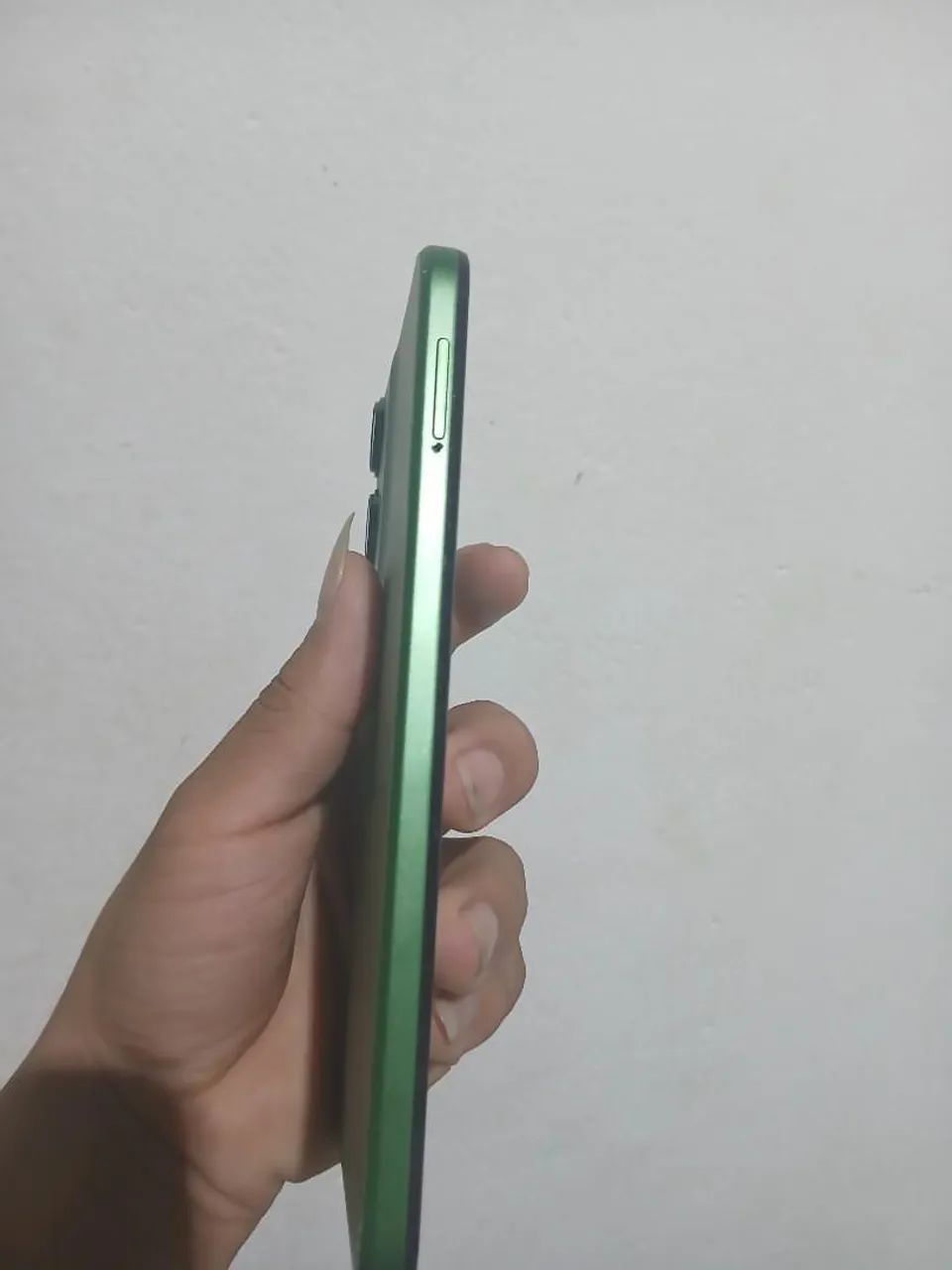 Smartphone Moto G35 5G 256 Gb 8ram verde - Foto 4
