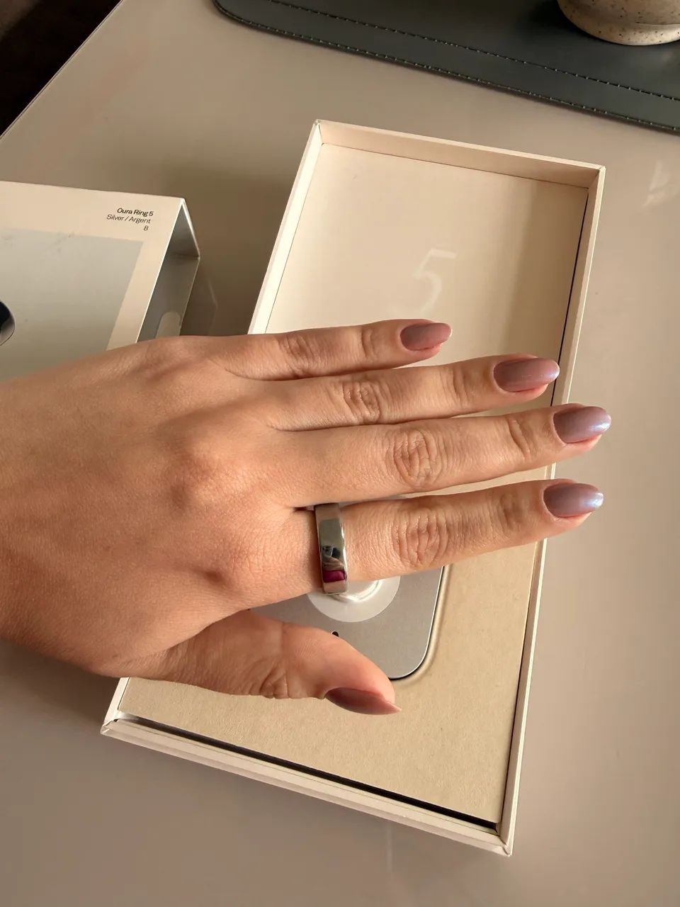 Oura Ring 5 - Silver TAM 8 - Foto 2