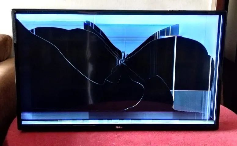 COM AVARIA - Televisão LED Philco 28 Polegadas (PH28D27D LED) - Para Peças ou Conserto - Foto 3