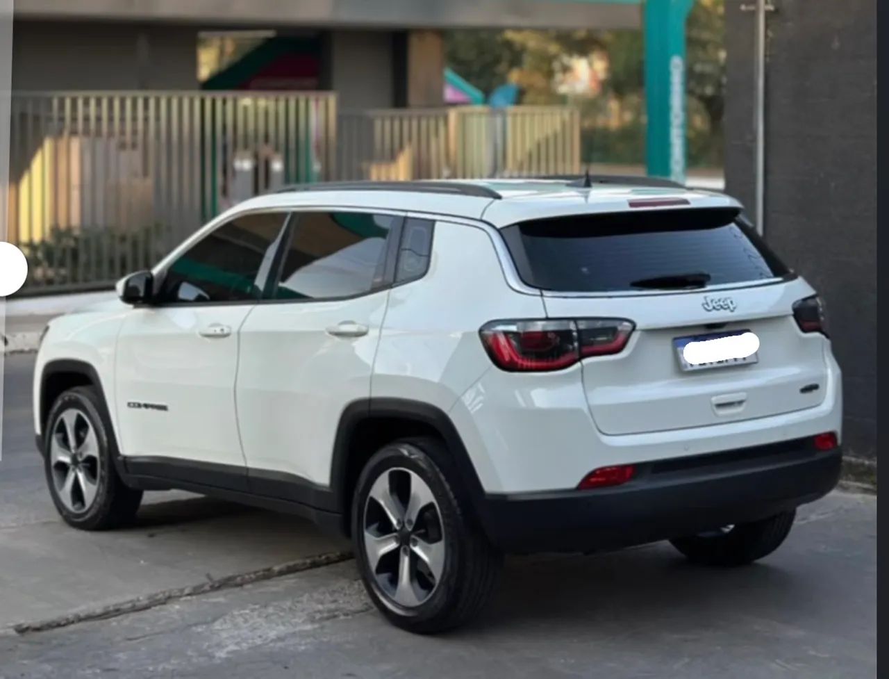 Jeep Compass Longitude 2.0 4X2 Flex 16V Aut. 2017 - Foto 2