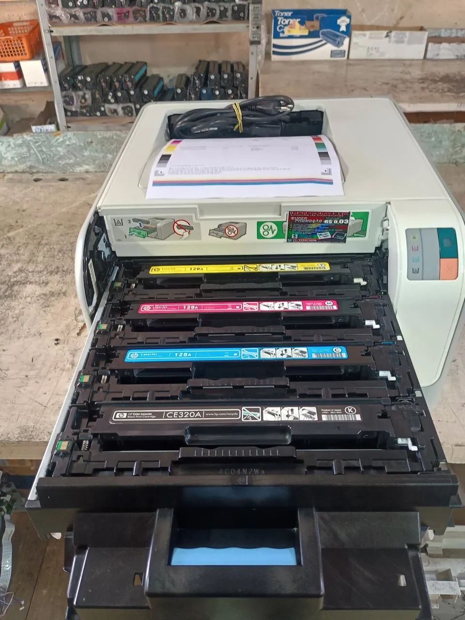 Impressora laser colorida Hp cp1215 - Foto 4