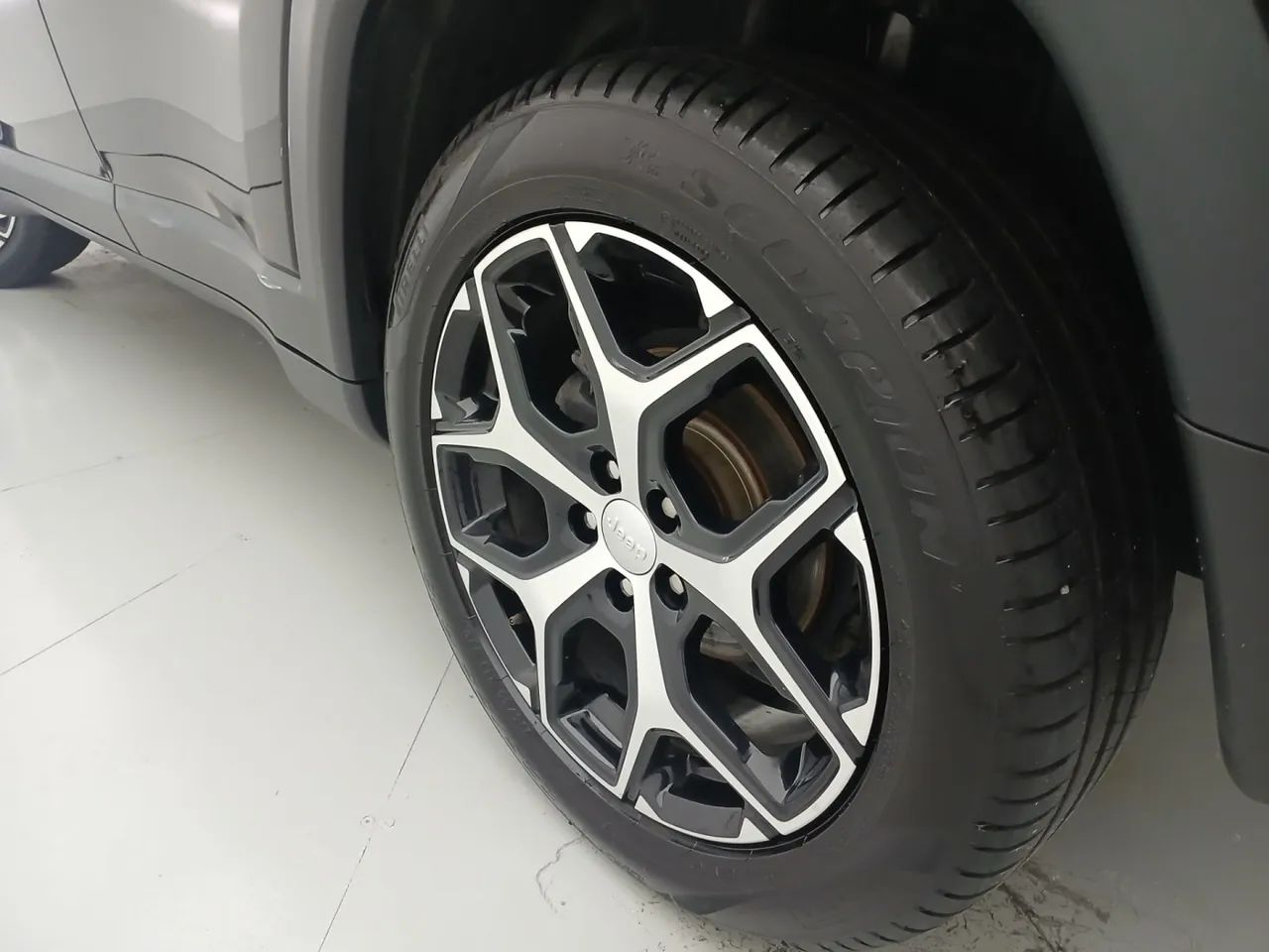 Jeep Compass LONG. T270 1.3 TB 4x2 Flex Aut., foto 12 de 18