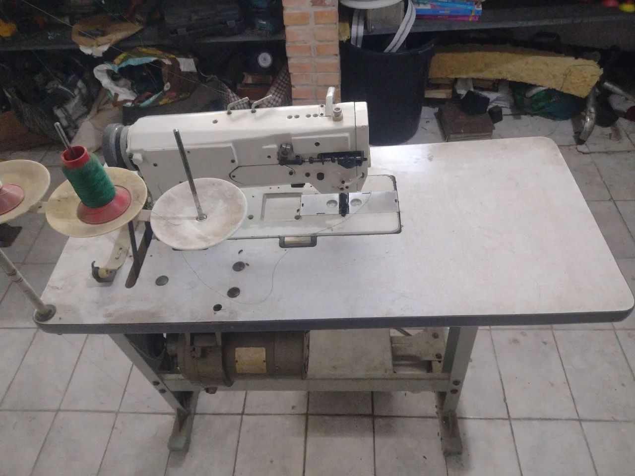 Máquina de costura 2 agulhas  - Foto 2