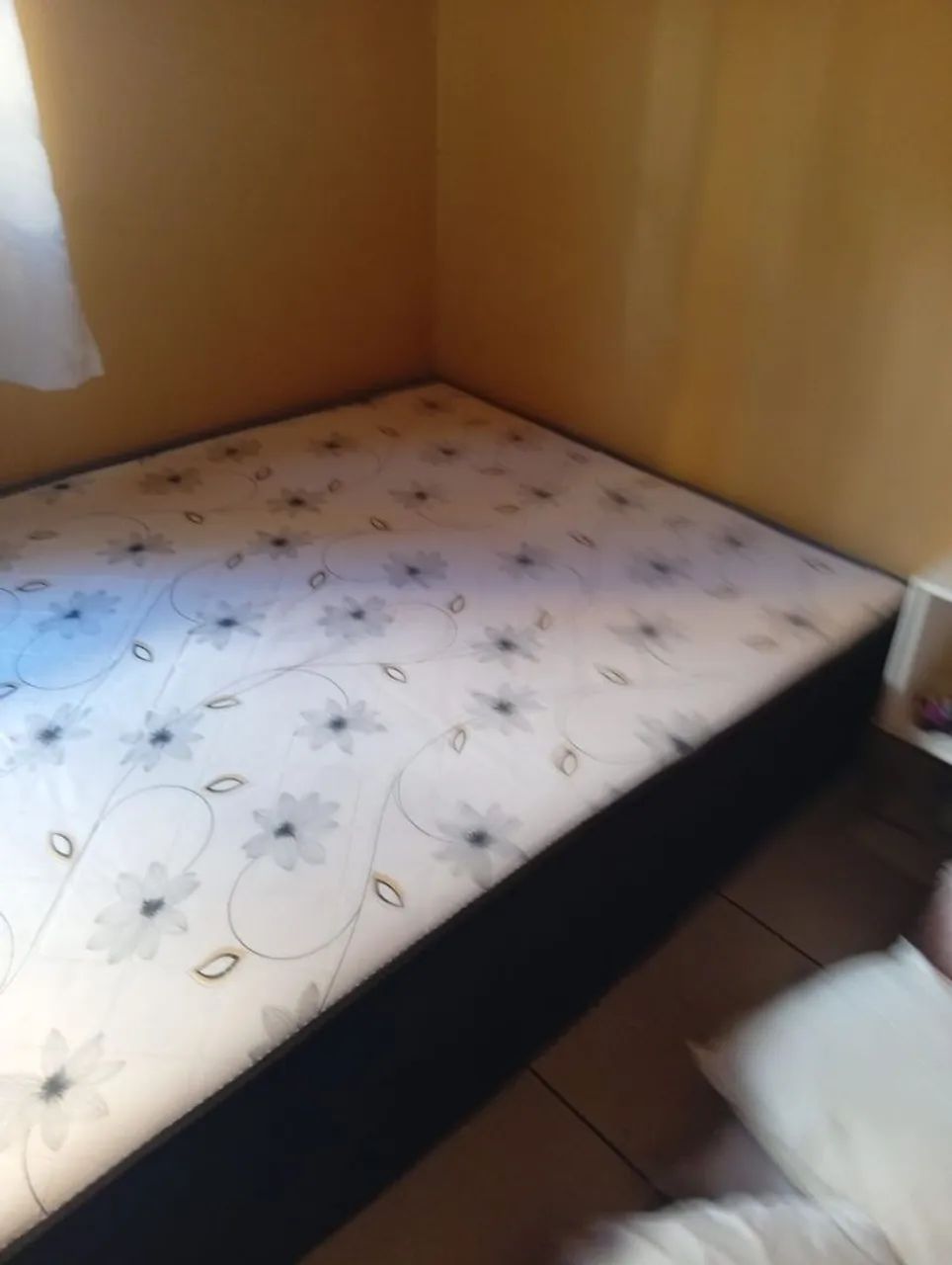 Cama semi nova  - Foto 2