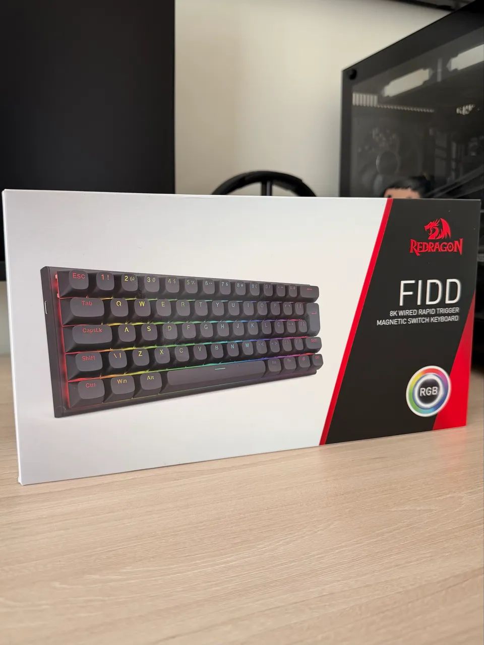 Teclado Magnético Redragon Fidd 8K Switch Pink