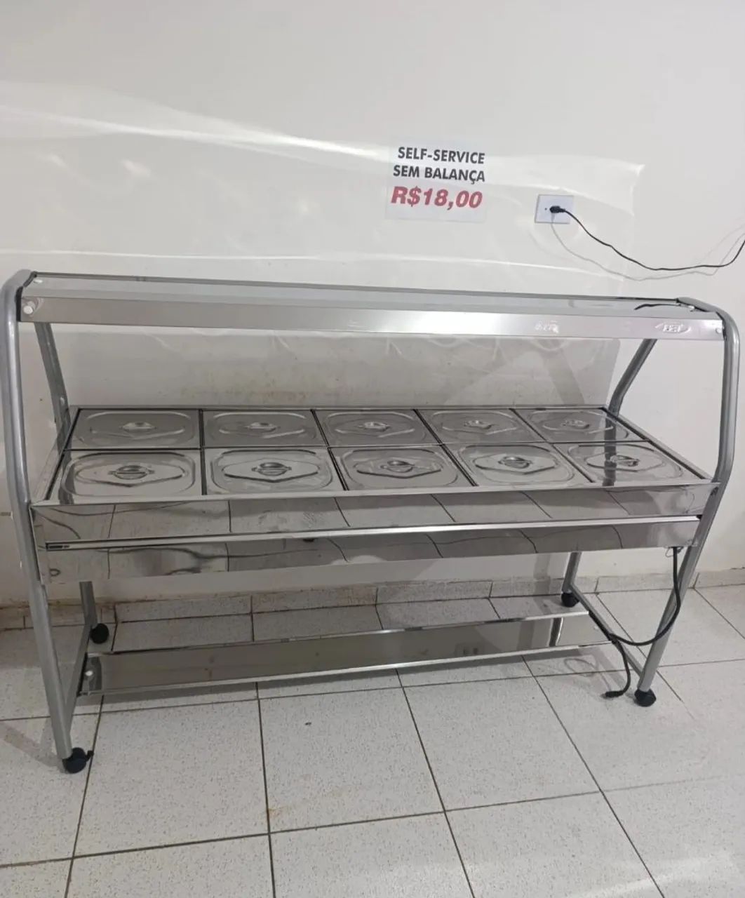 Buffet self service 10 cubas 