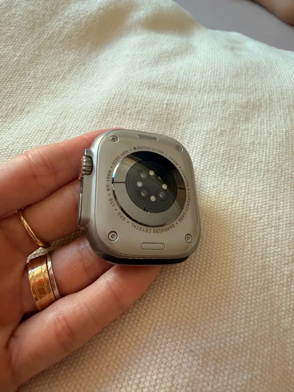 Apple Watch Ultra 2 - Foto 3