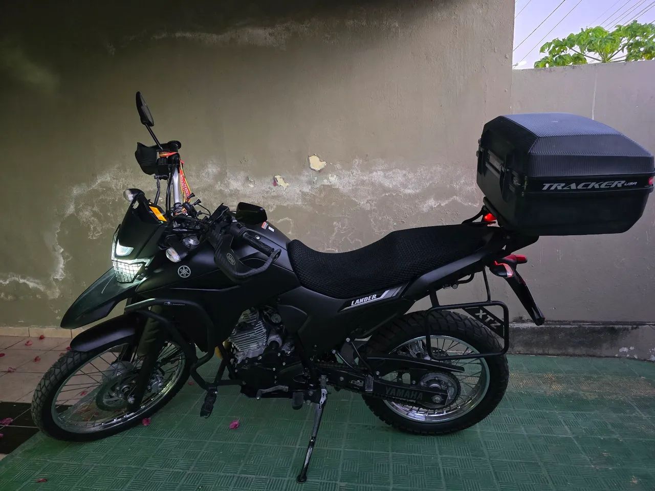 XTZ Lander 250 Ano 2022 - Foto 4