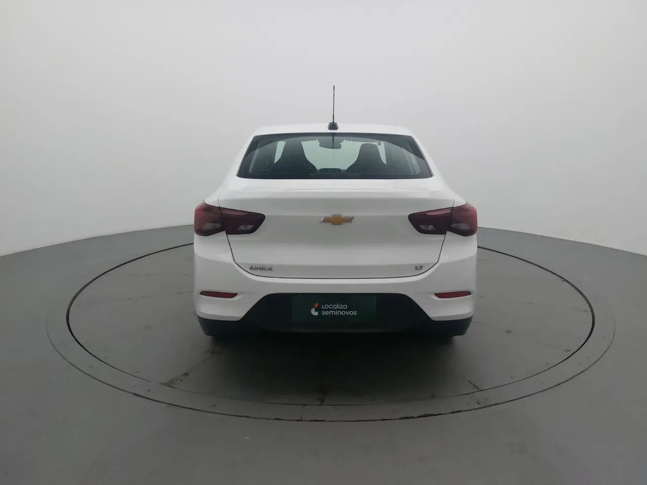 Chevrolet Onix Plus LT 1.0 12V Flex Mec. 4P, foto 4 de 18