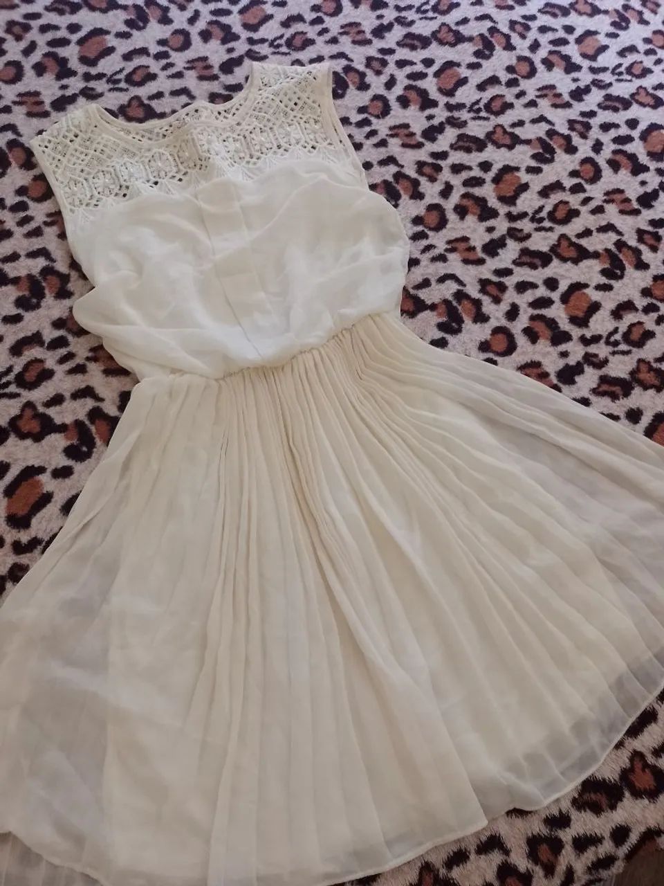 Baixou. Qualquer peça por R$20.00 VESTIDOS usados mas conservados.  - Foto 6