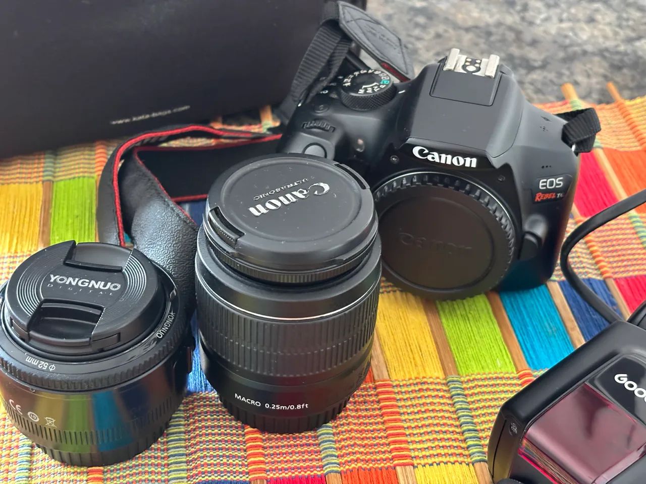 CÂNON T6 kit completo com lente e flash - Foto 5