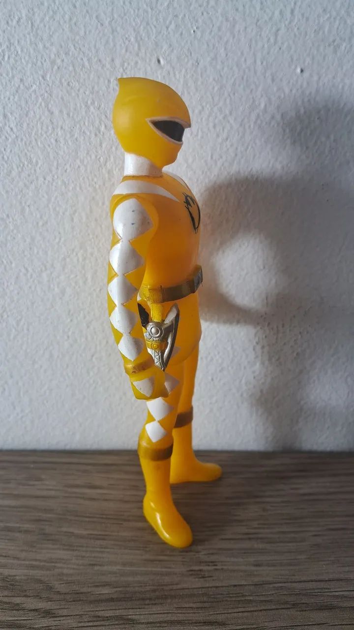 Sofubi - Ranger Amarela - Dino Trovão - 12,5cm - Foto 4