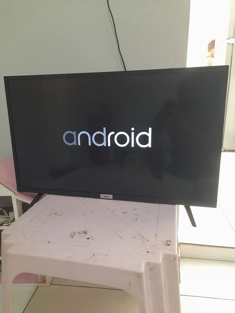 Vendo tv smart 32 polegadas nenhum defeito  - Foto 2