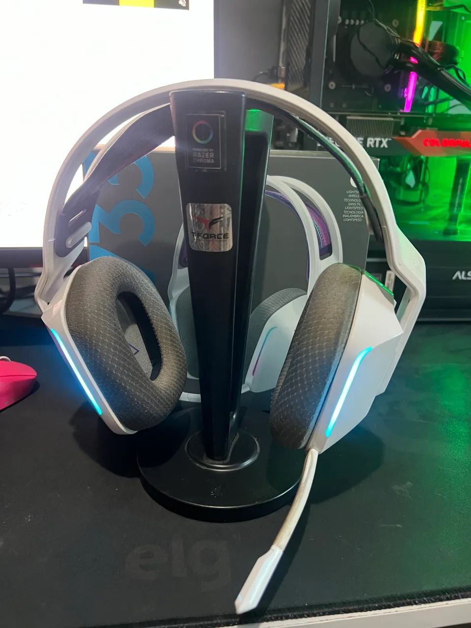 Headset Logitech G733 7.1 sem fio  - Foto 2