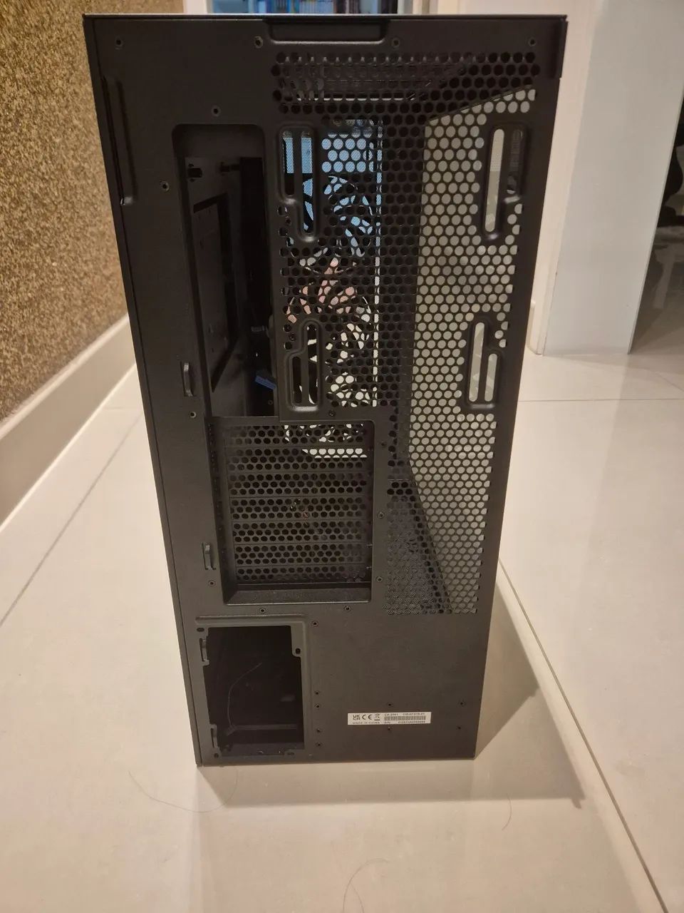 Gabinete NZXT h7 Flow - Foto 5