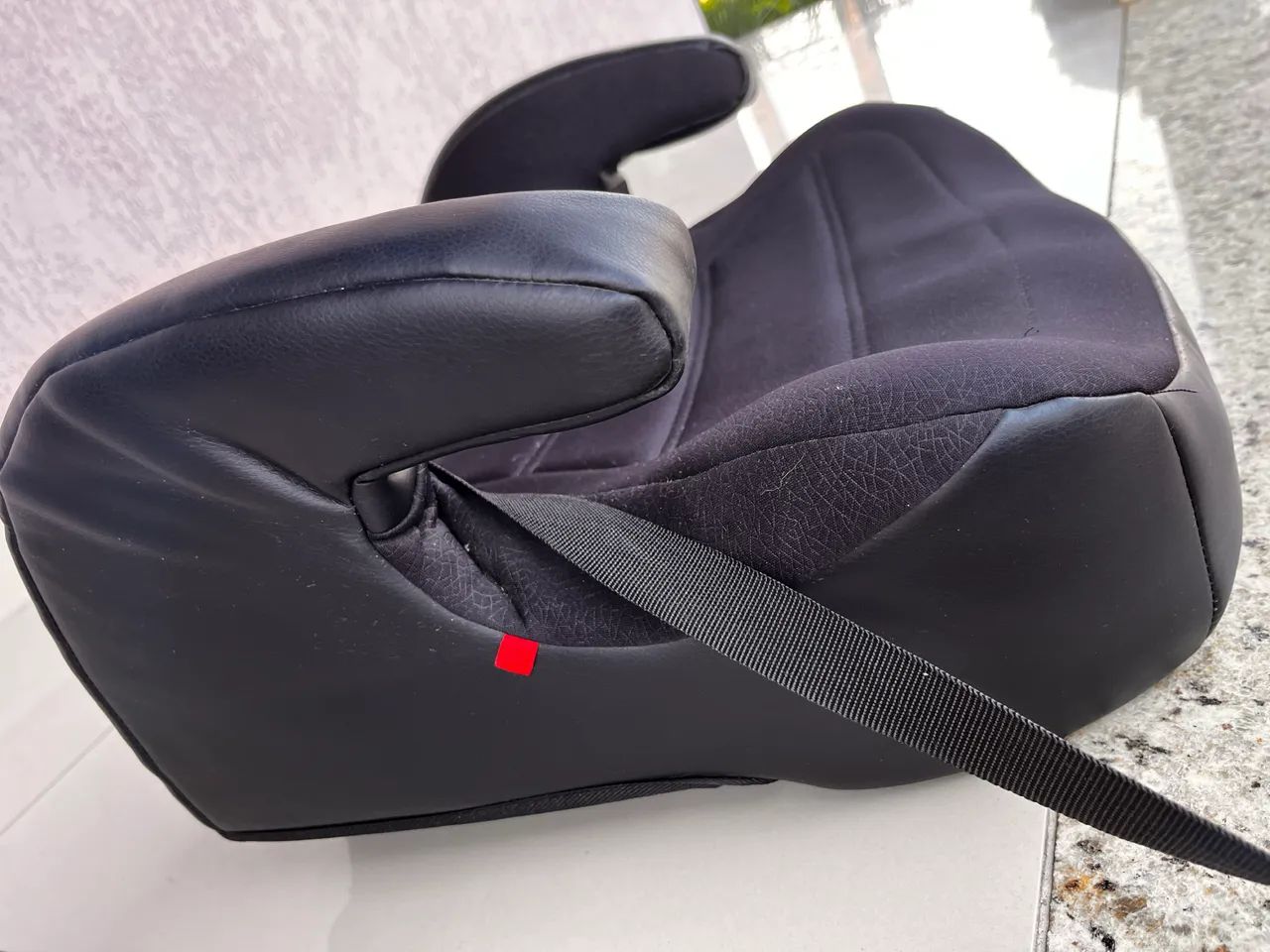 Assento de Elevação Safety 1st Booster TrackFix com Base Isofix até 36kg Preto - Foto 5