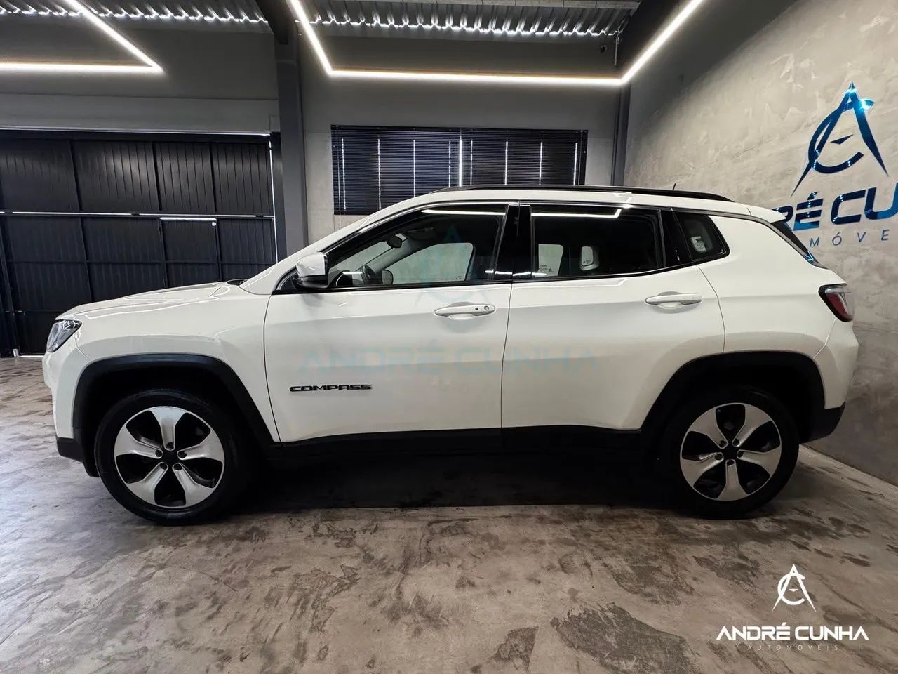 Jeep Compass Longitude 2.0 4X2 Flex 16V Aut. 2018 - Foto 4