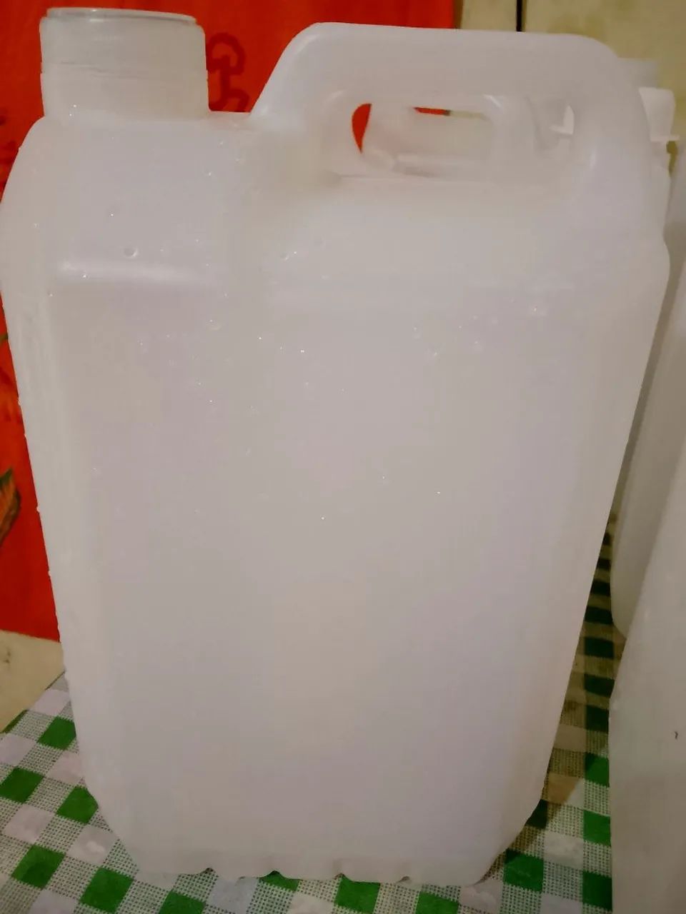 6 galões de 5 litros  - Foto 2