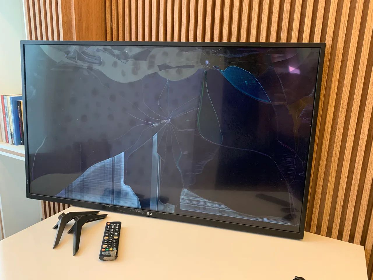 TV LG 43? para retirada de peças 