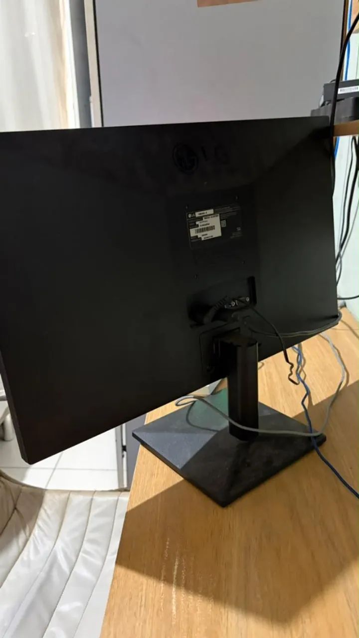 Monitor 22 polegadas - Pouco usado - Foto 2