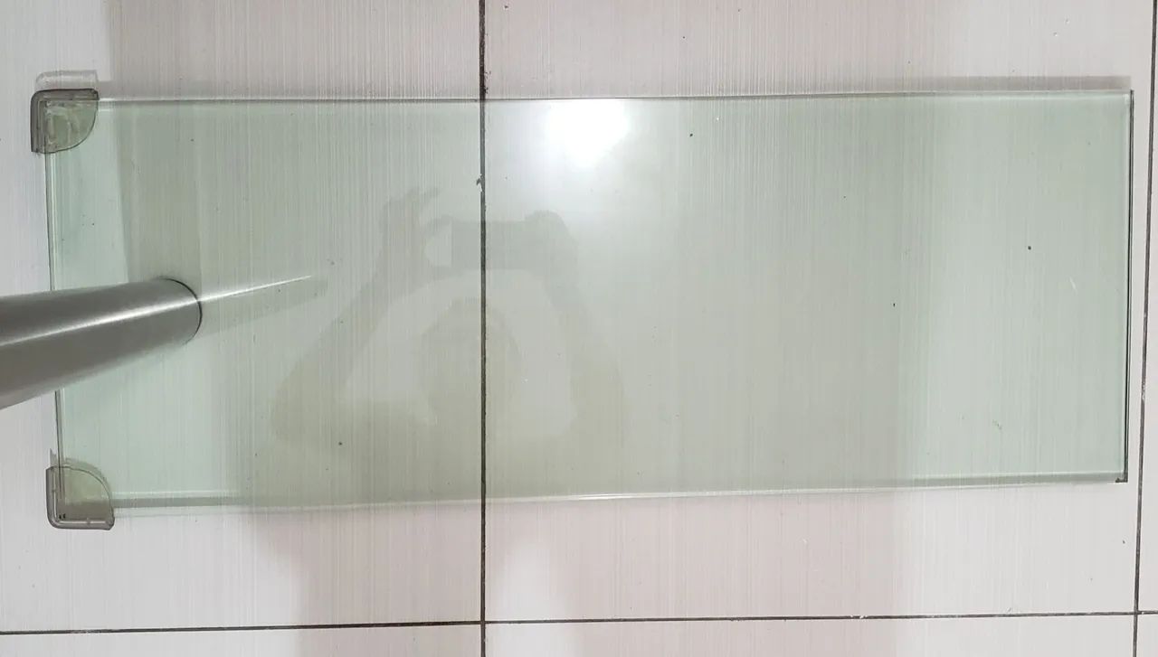 Mesa de vidro + coluna de Aço Inox - Foto 3
