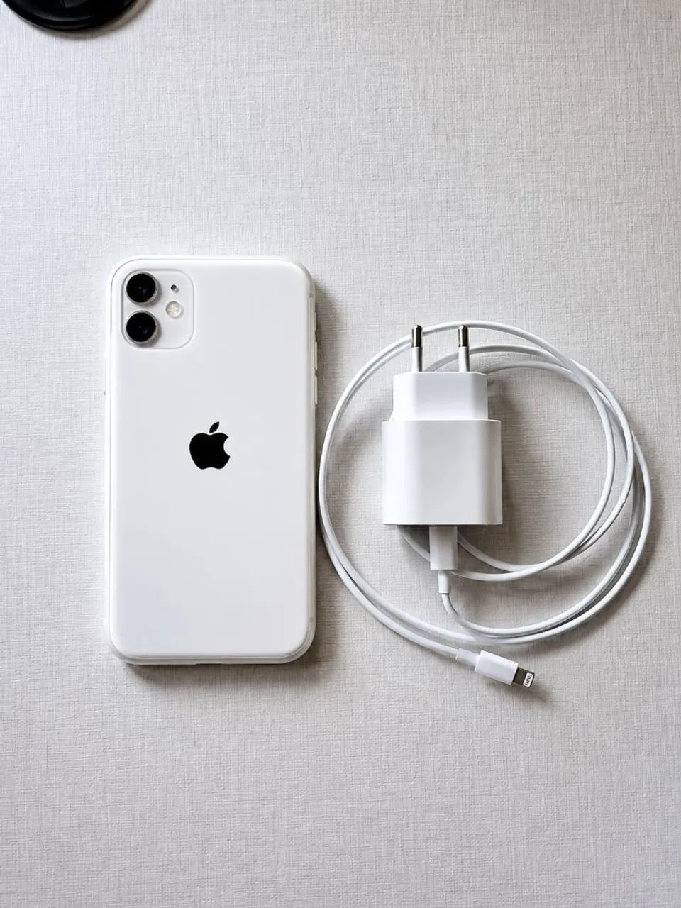 IPHONE 11 128GB + CARREGADOR ORIGINAL