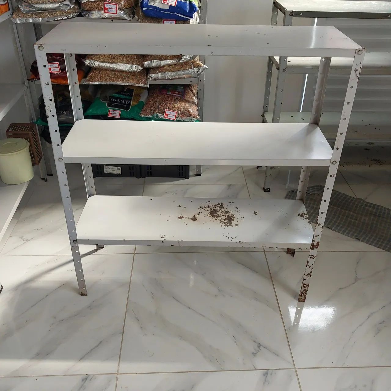 Prateleira de aço 