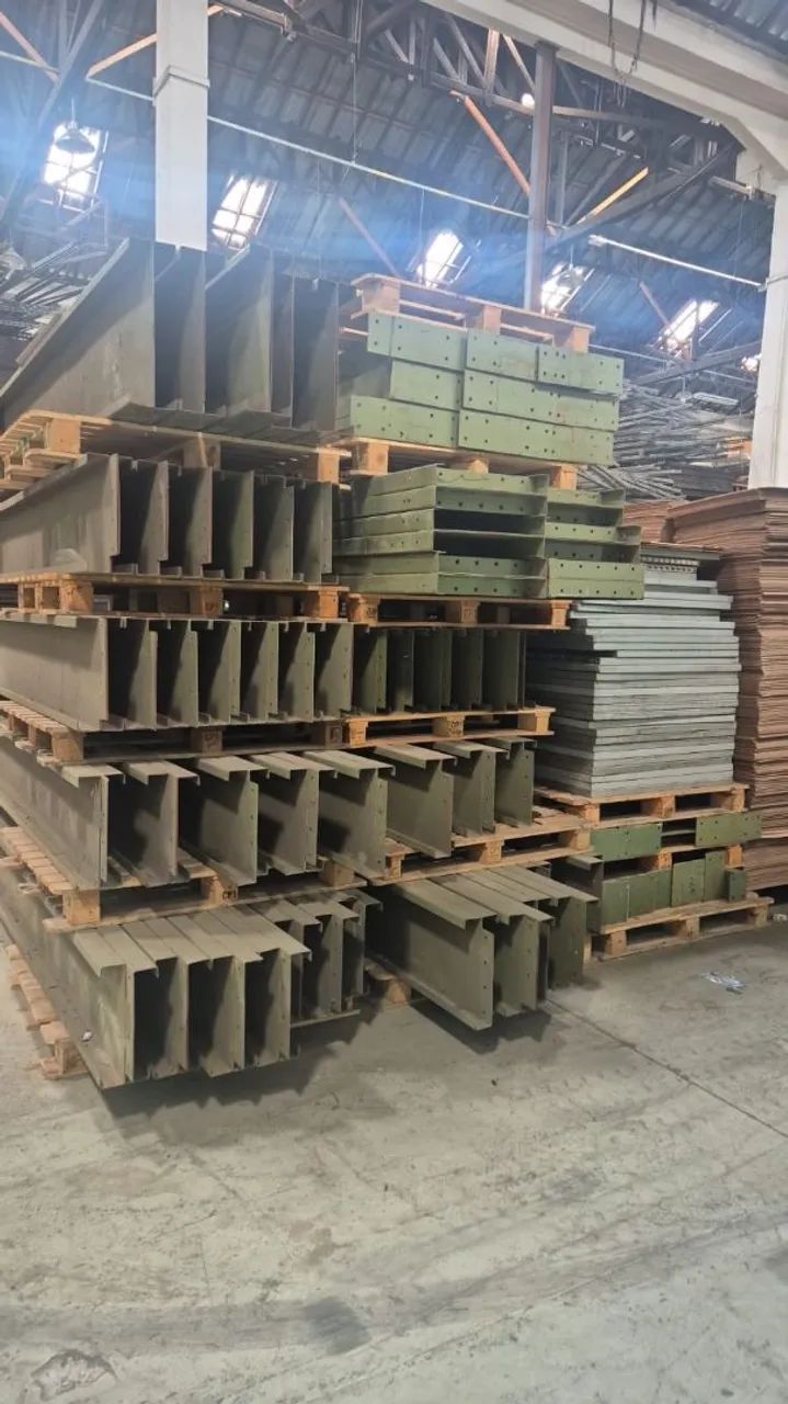 300 metros de mezanino marca águia