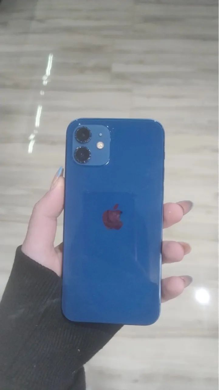 Vendo iPhone 12 64GB em boas condições  - Foto 2