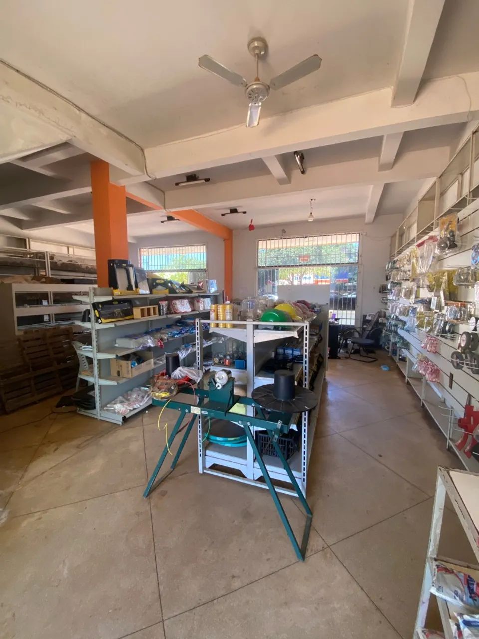 Vendo Loja de Materiais de Construção - 303 Norte - Foto 4
