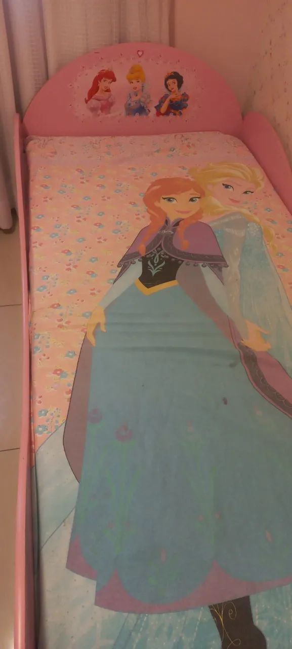 Cama solteiro, princesa
