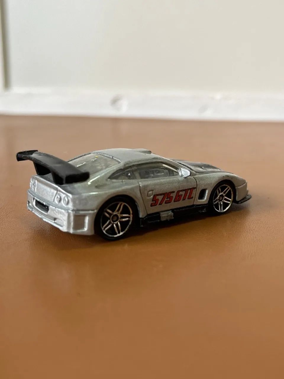 Hotwheels Loose Ferrari 575 GTC  - Foto 4