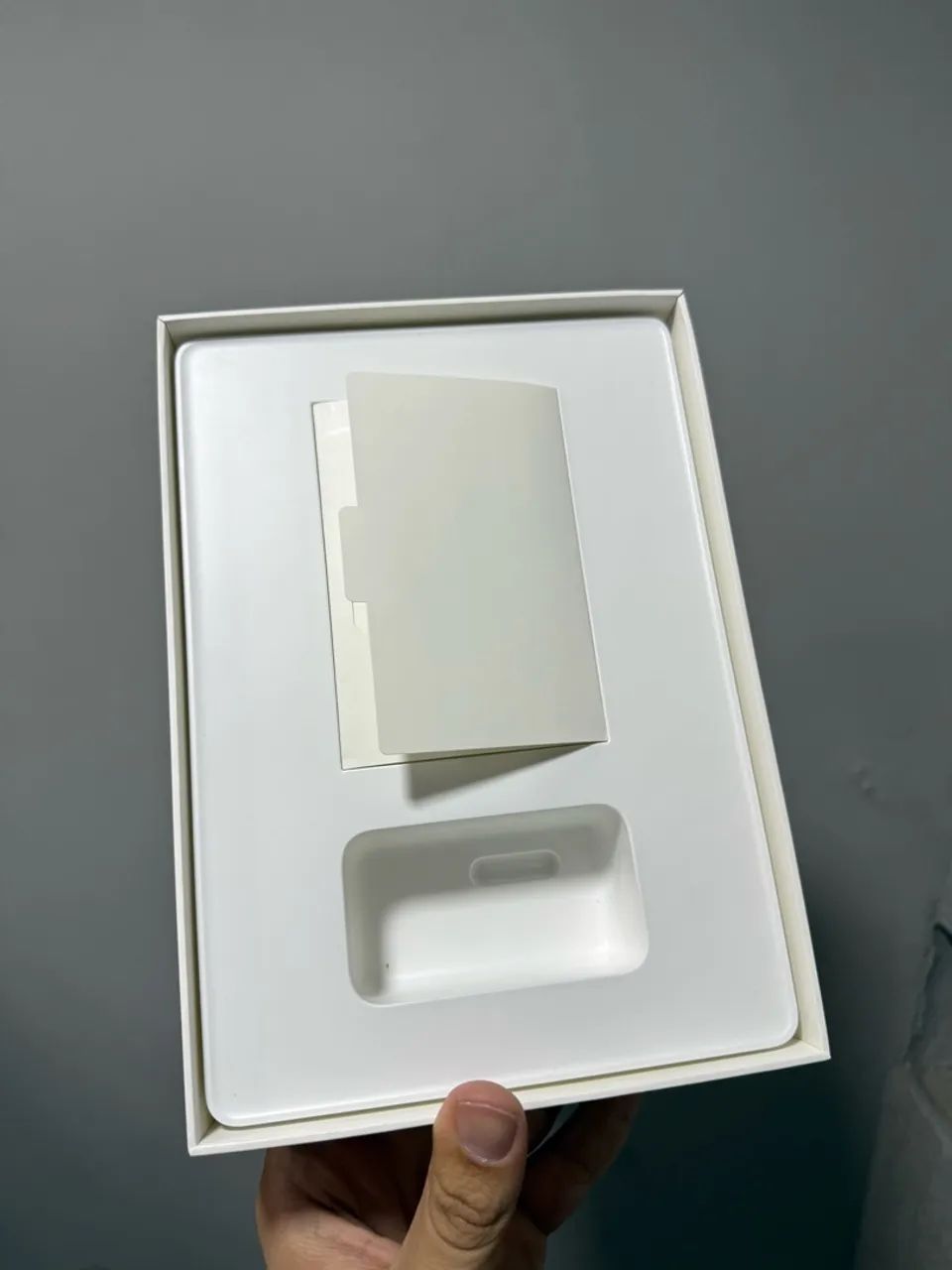 Caixa de iPad Air 1 32GB Wi-Fi Prata  - Foto 4