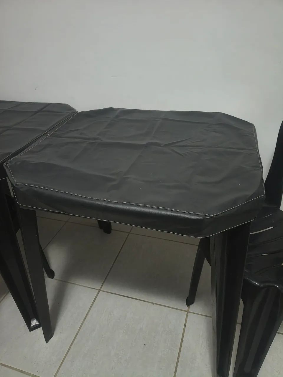 Jogo de mesa com 4 cadeiras  - Foto 5