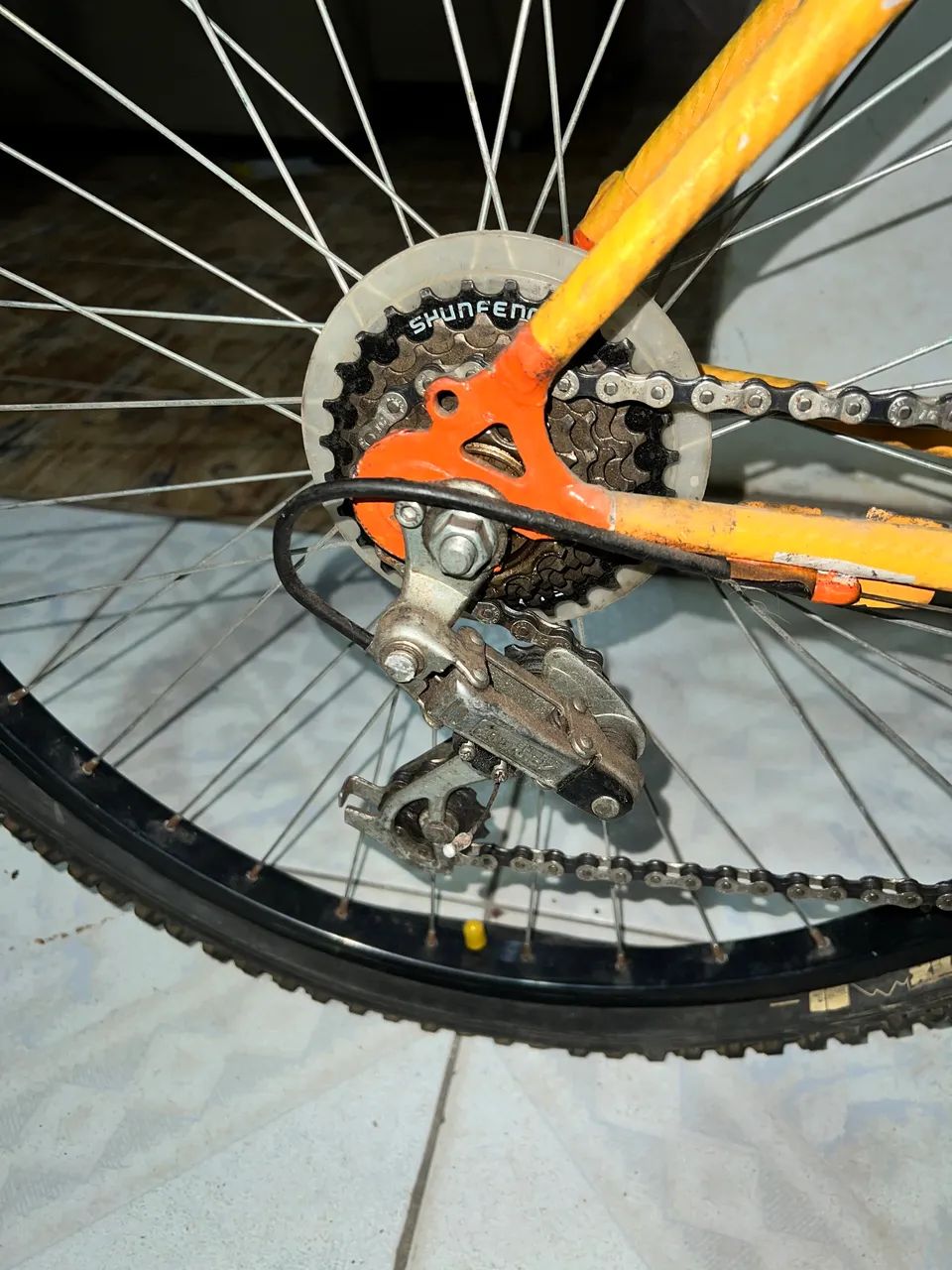  Bicicleta aro 26 com marchas - precisa de revisão - Foto 4