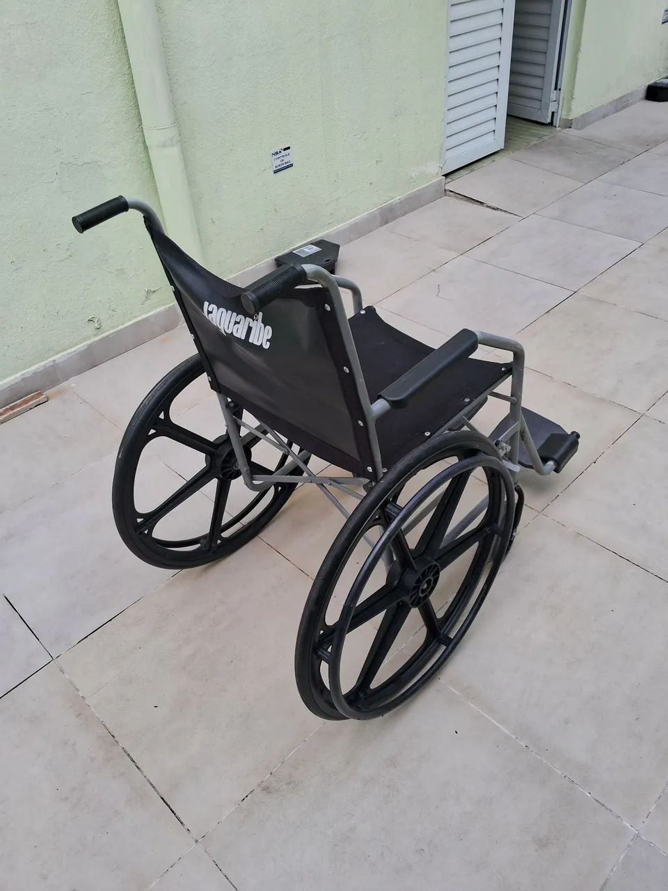 deira de Rodas Simples - Dobrável Com Pneu Maciço - Foto 4
