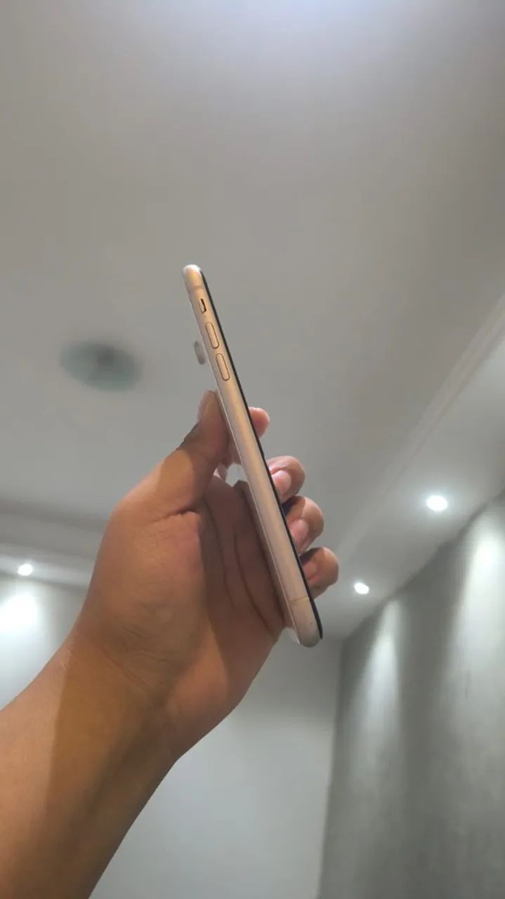 iPhone XR 64 GB - Foto 3