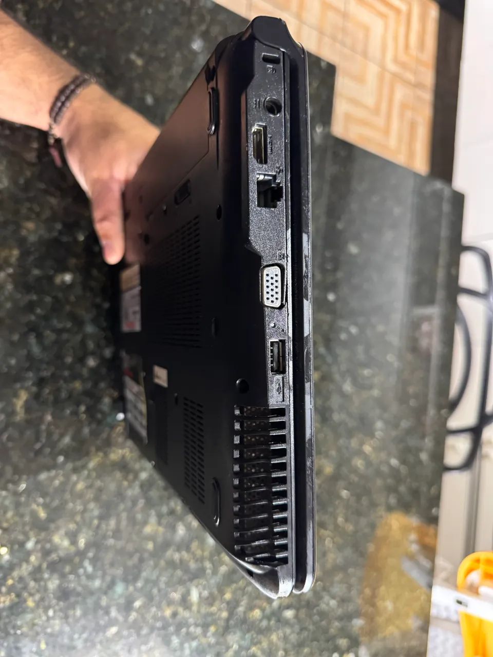 Notebook Sti Na 1401 Com Defeito Para Retirada De Peça - Foto 4