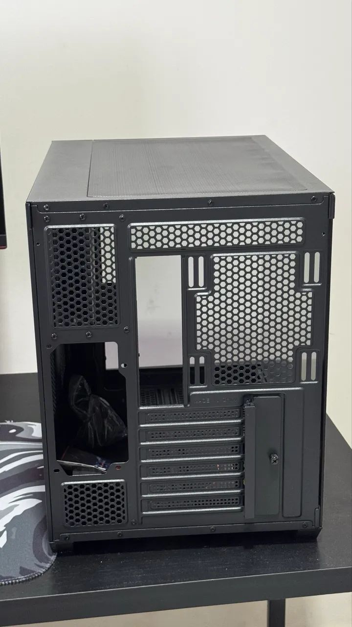 Gabinete Redragon Wideload Pro-CA  - Foto 3