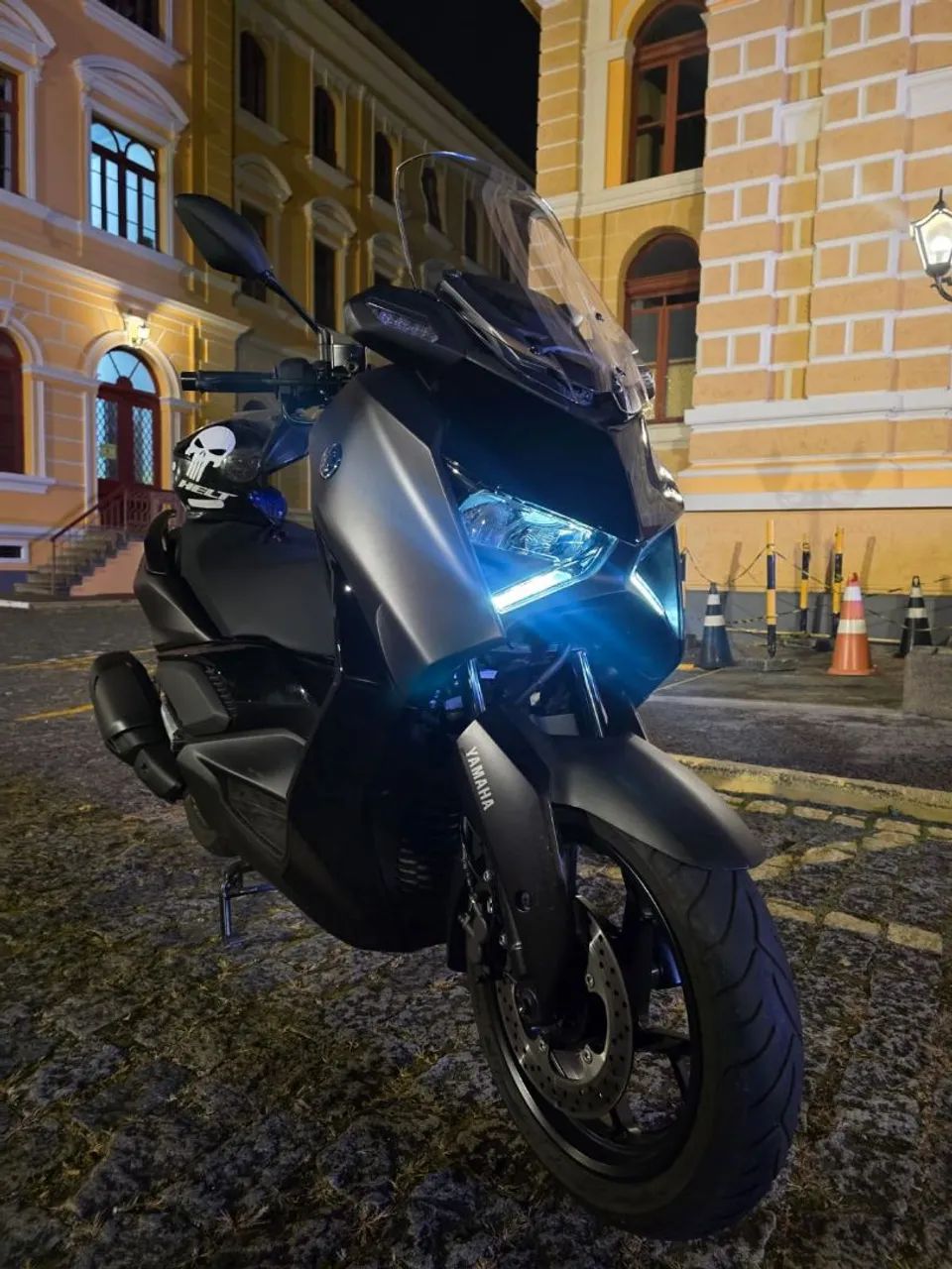Xmax 300 conect - Foto 2