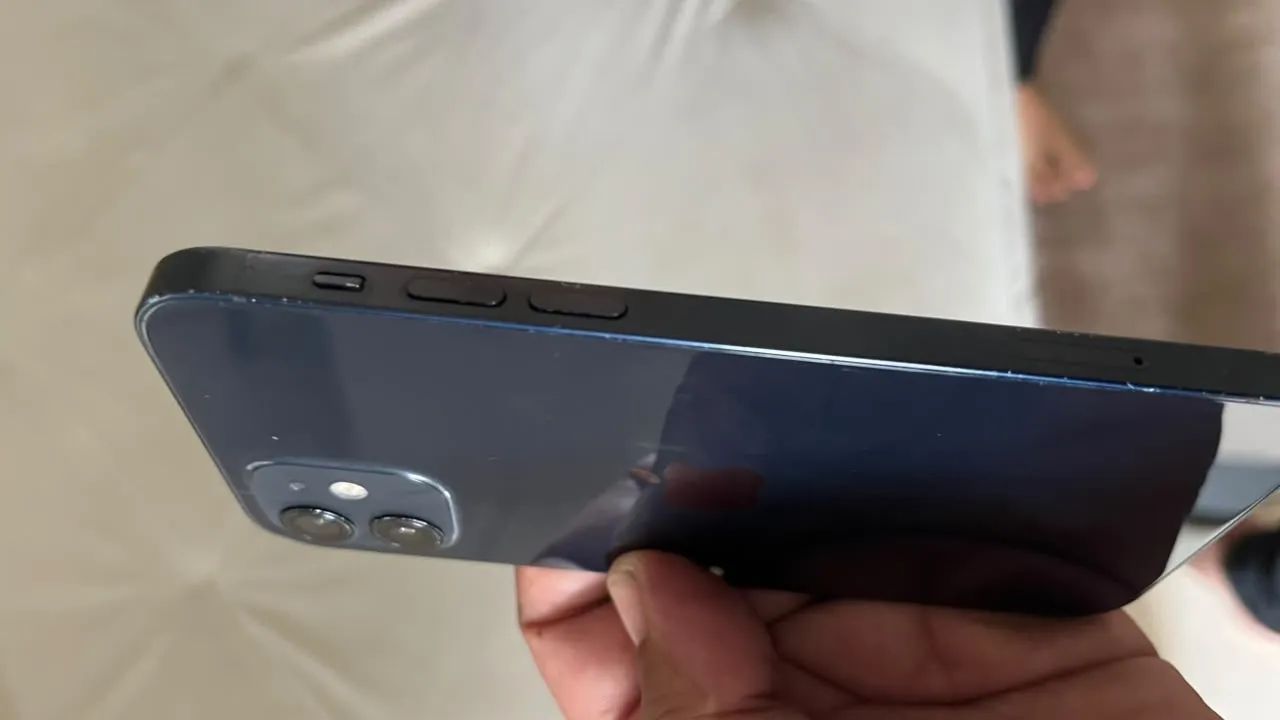 IPHONE 12 - Foto 3